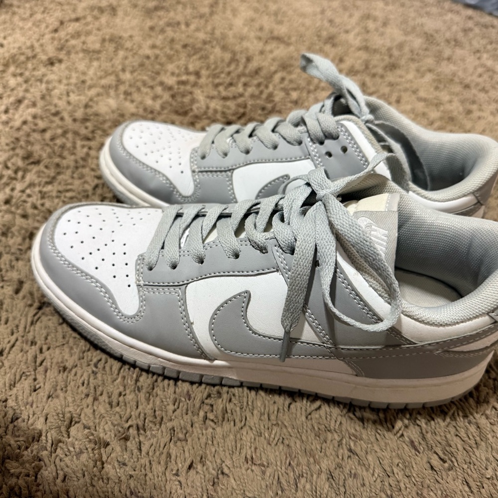 Nike Dunks - Gray and White